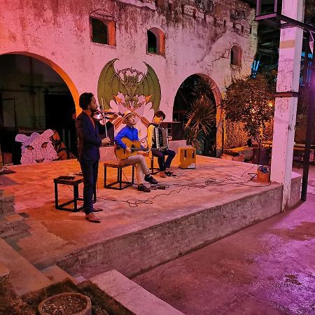 Bat & Arrow Hotel Padang  Ngoại thất bức ảnh