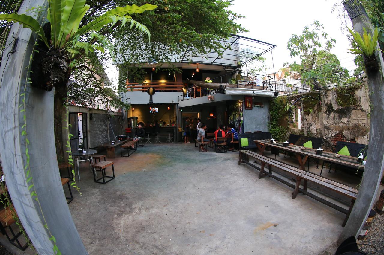 Bat & Arrow Hotel Padang  Ngoại thất bức ảnh