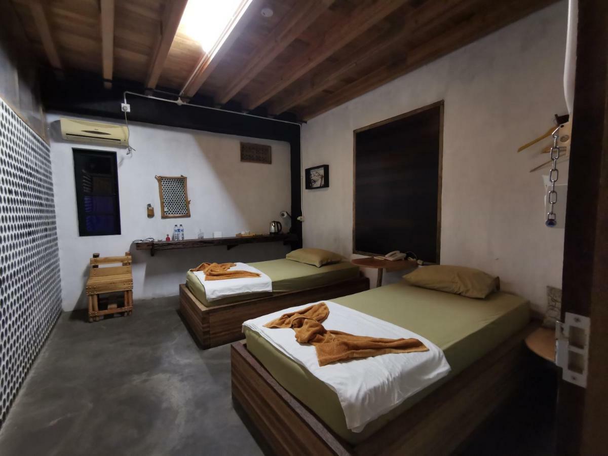 Bat & Arrow Hotel Padang  Phòng bức ảnh