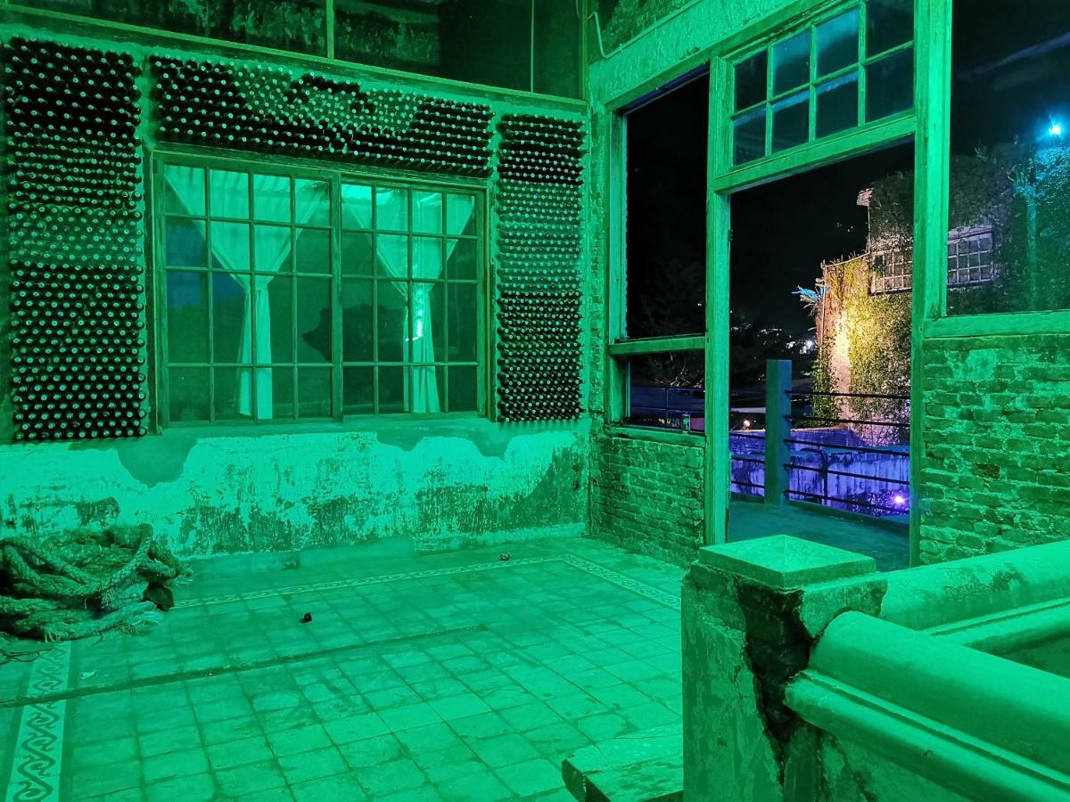 Bat & Arrow Hotel Padang  Ngoại thất bức ảnh
